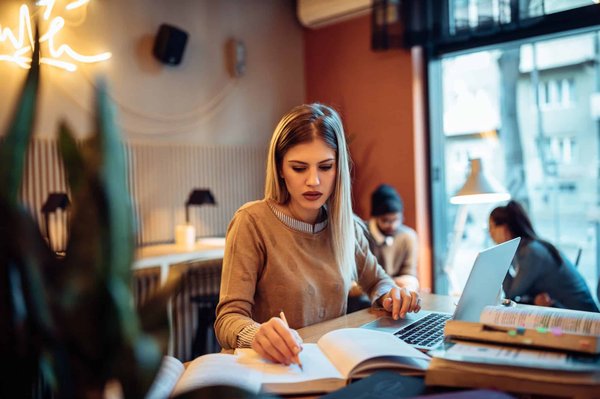 Les bienfaits des exercices de cardio pour brûler les graisses et mincir